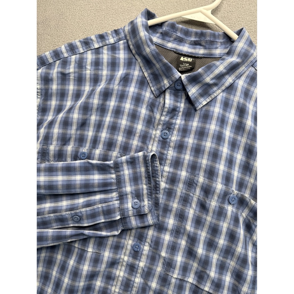 REI Co-op Button Up Mens Large Blue Plaid Sahara Long Sleeve Hiking Shirt Tech